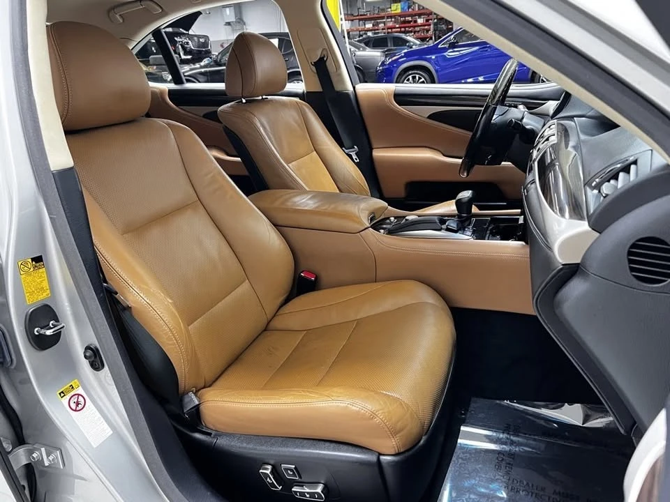 2013 Lexus LS 4th Gen - Image 13 of 20