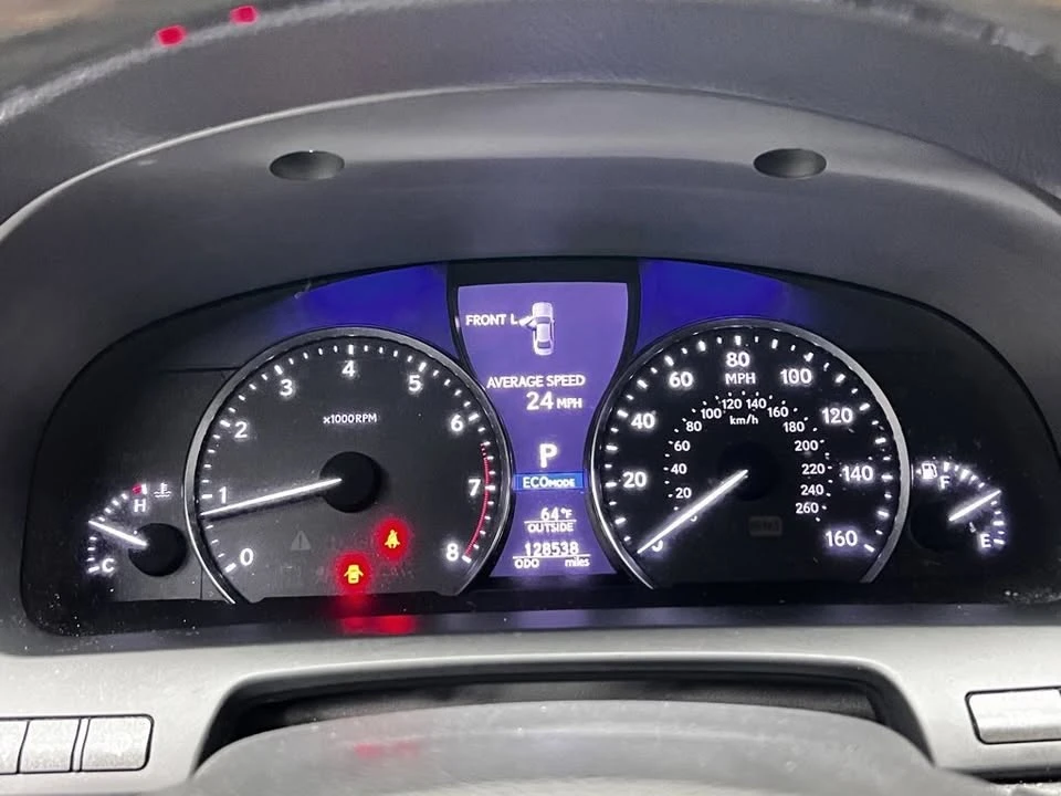 2013 Lexus LS 4th Gen - Image 9 of 20