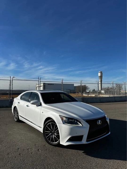 2013 Lexus LS 4th Gen - Image 8 of 12