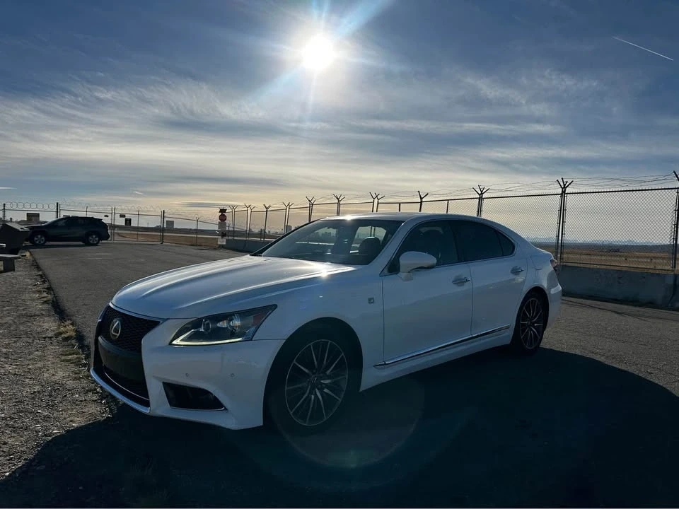 2013 Lexus LS 4th Gen - Image 2 of 12