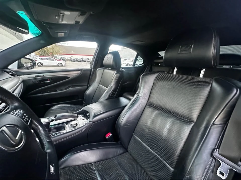 2013 Lexus LS 4th Gen - Image 11 of 12