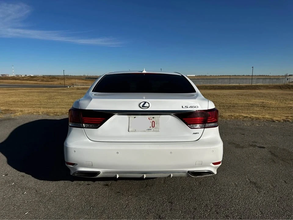 2013 Lexus LS 4th Gen - Image 5 of 12