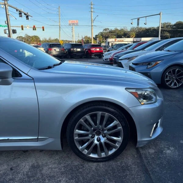 2013 Lexus LS 4th Gen - Image 4 of 16