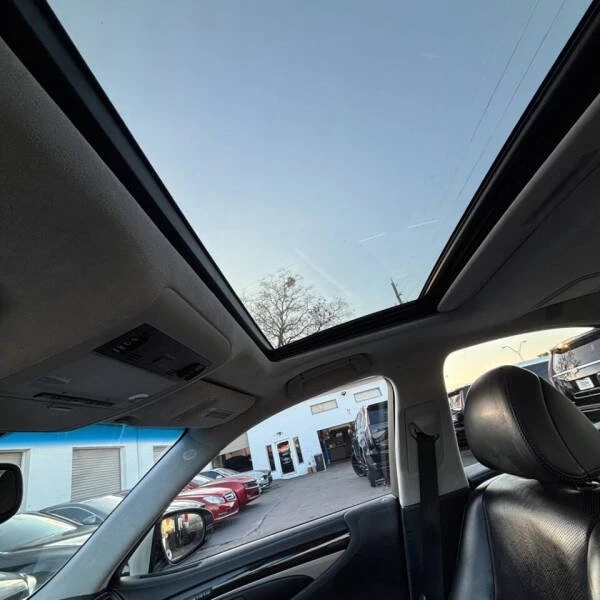 2013 Lexus LS 4th Gen - Image 14 of 16