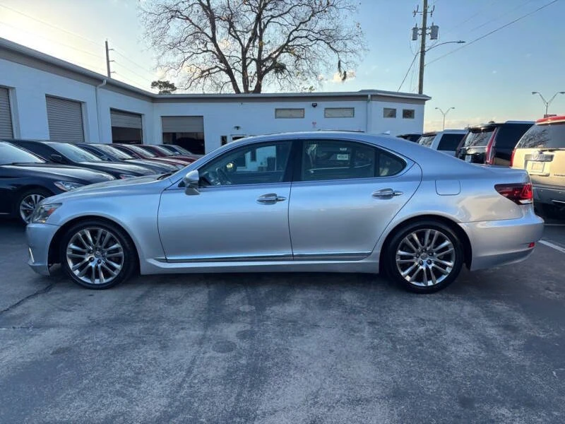 2013 Lexus LS 4th Gen - Image 7 of 16