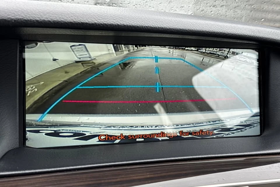 2013 Lexus LS 4th Gen - Image 12 of 14