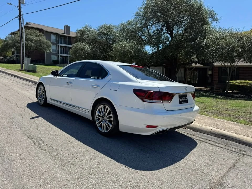 2013 Lexus LS 4th Gen - Image 6 of 20