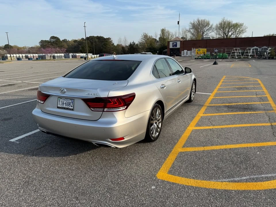 2013 Lexus LS 4th Gen - Image 7 of 16