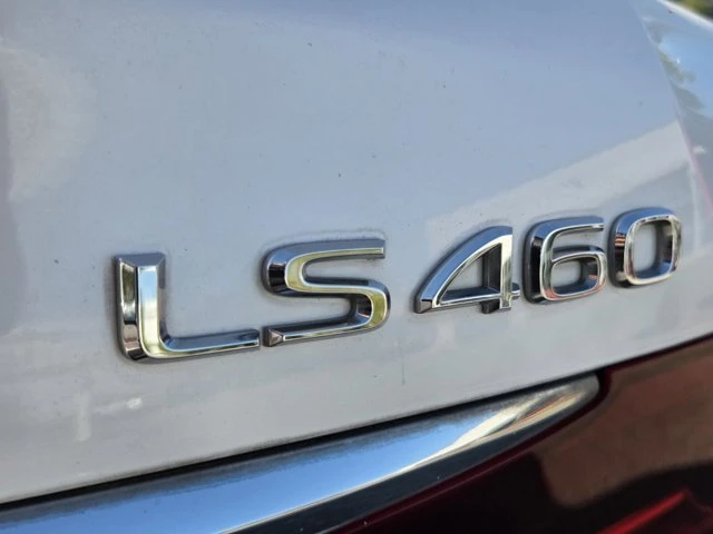 2013 Lexus LS 4th Gen - Image 16 of 19