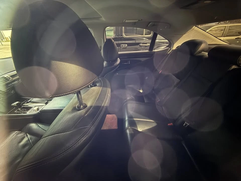2013 Lexus LS 4th Gen - Image 10 of 10