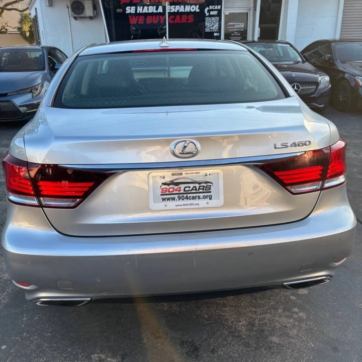 2013 Lexus LS 4th Gen - Image 8 of 20
