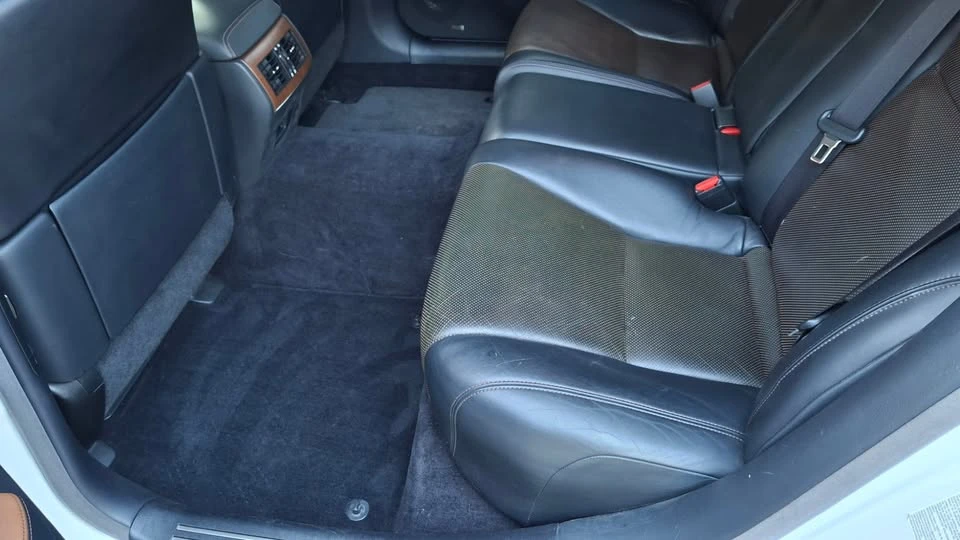 2013 Lexus LS 4th Gen - Image 12 of 20