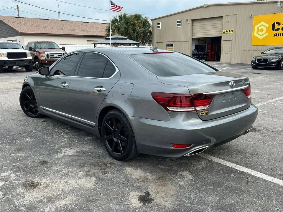 2013 Lexus LS 4th Gen - Image 5 of 20