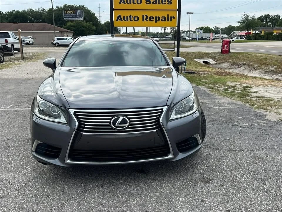 2013 Lexus LS 4th Gen - Image 8 of 20