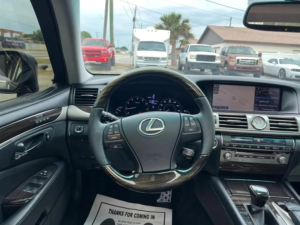 2013 Lexus LS 4th Gen - Image 15 of 20