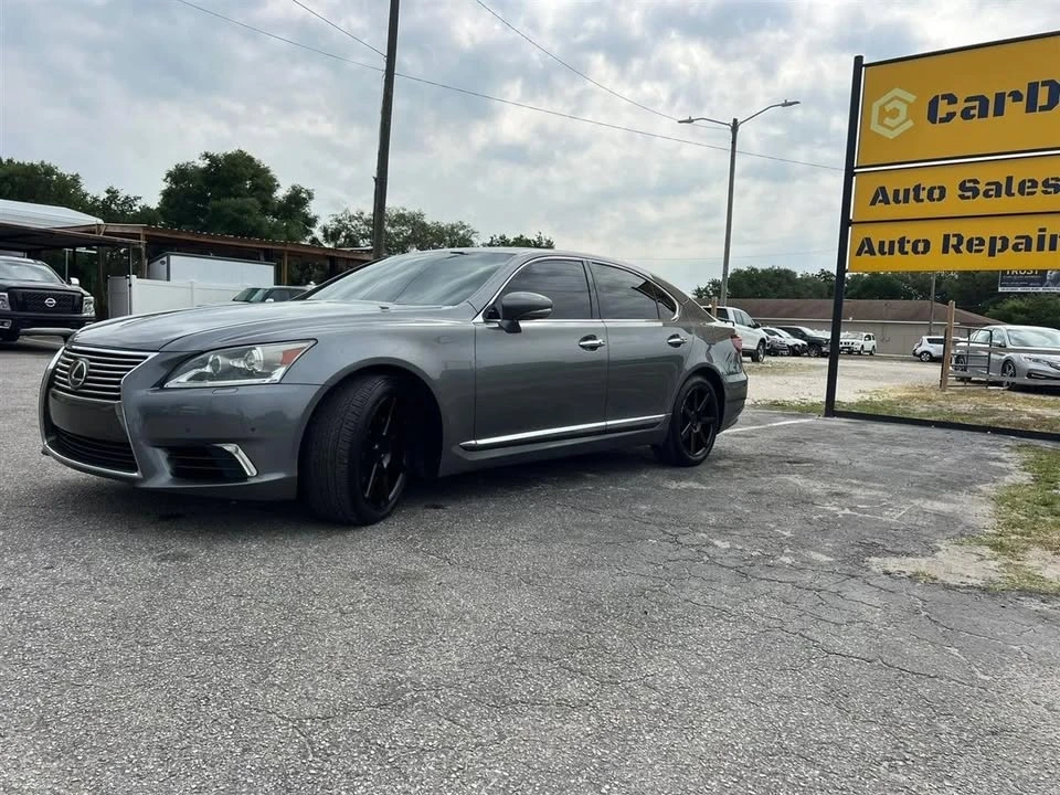 2013 Lexus LS 4th Gen - Image 7 of 20