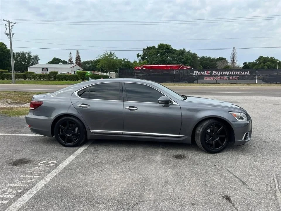 2013 Lexus LS 4th Gen - Image 2 of 20