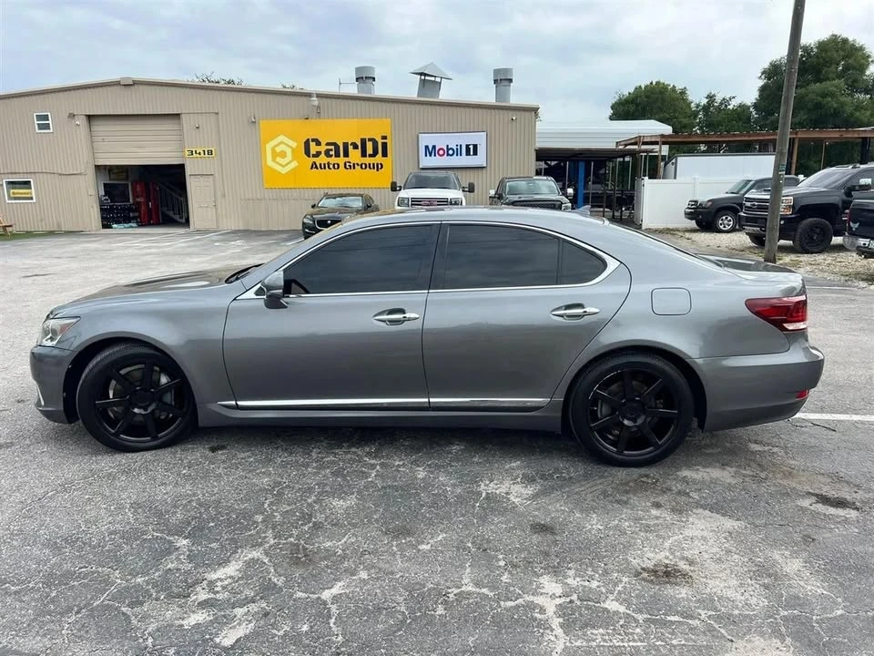 2013 Lexus LS 4th Gen - Image 6 of 20