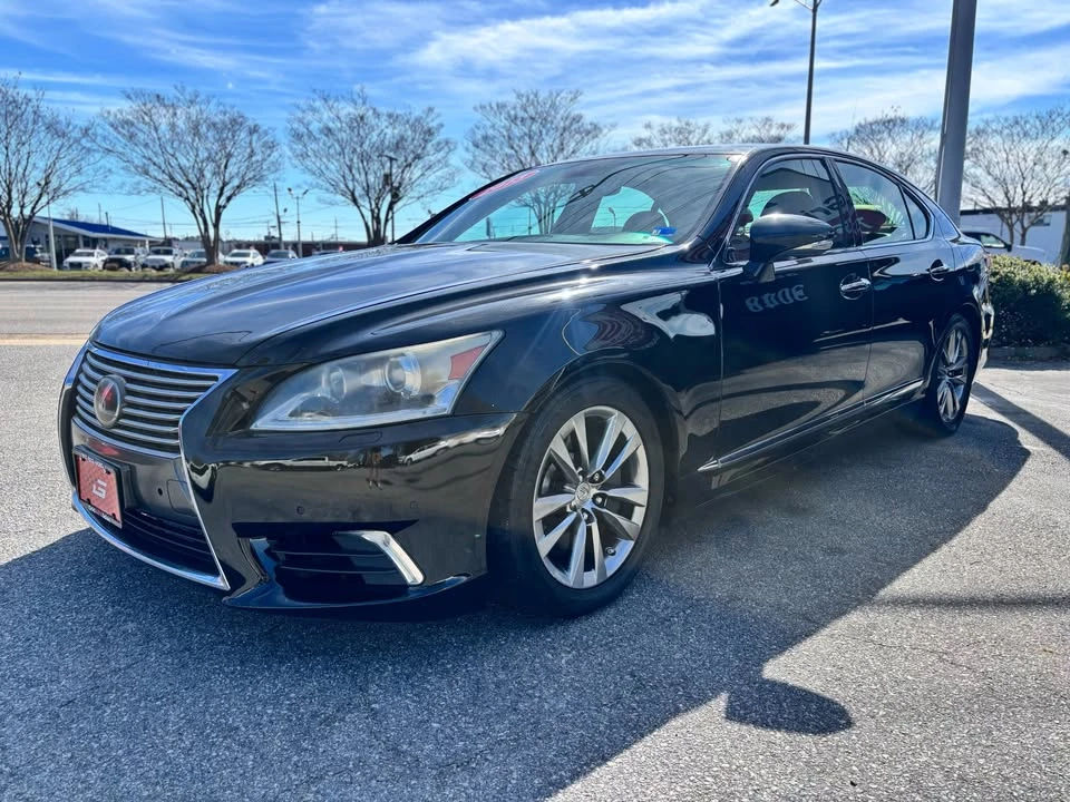2013 Lexus LS 4th Gen - Image 7 of 20