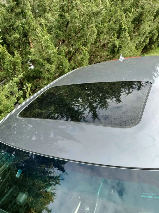 2013 Lexus LS 4th Gen - Image 13 of 16