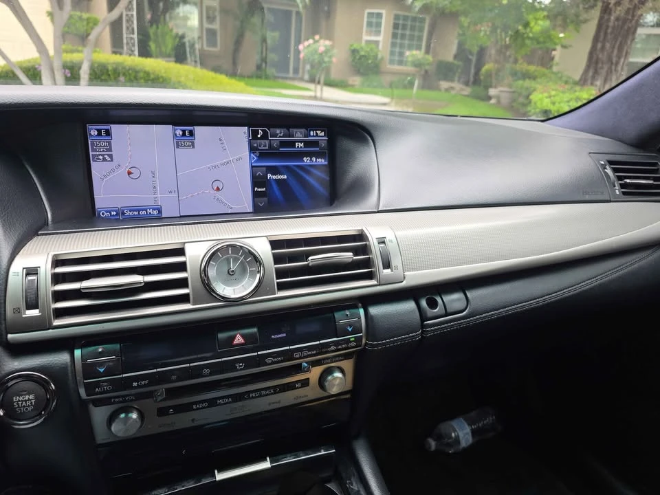 2013 Lexus LS 4th Gen - Image 4 of 20