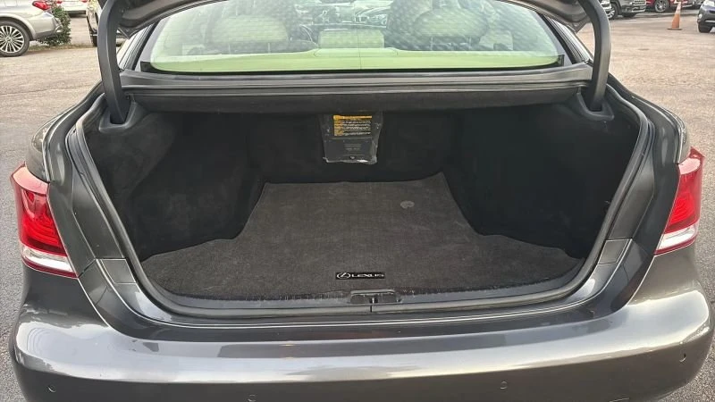 2013 Lexus LS 4th Gen - Image 18 of 20