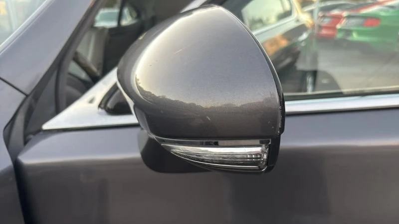 2013 Lexus LS 4th Gen - Image 11 of 20