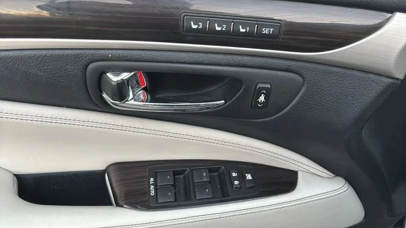 2013 Lexus LS 4th Gen - Image 9 of 20