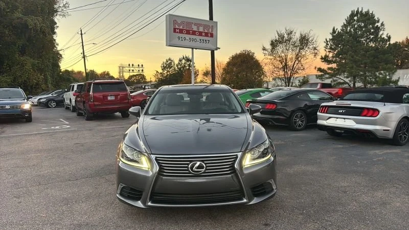 2013 Lexus LS 4th Gen - Image 7 of 20