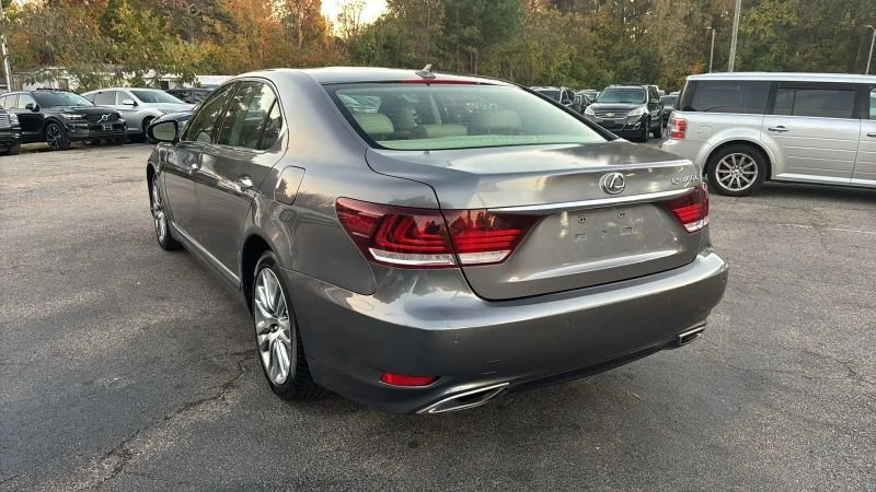 2013 Lexus LS 4th Gen - Image 4 of 20