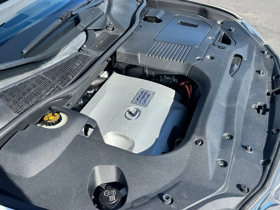 2013 Lexus RX 3rd Gen - Image 16 of 19