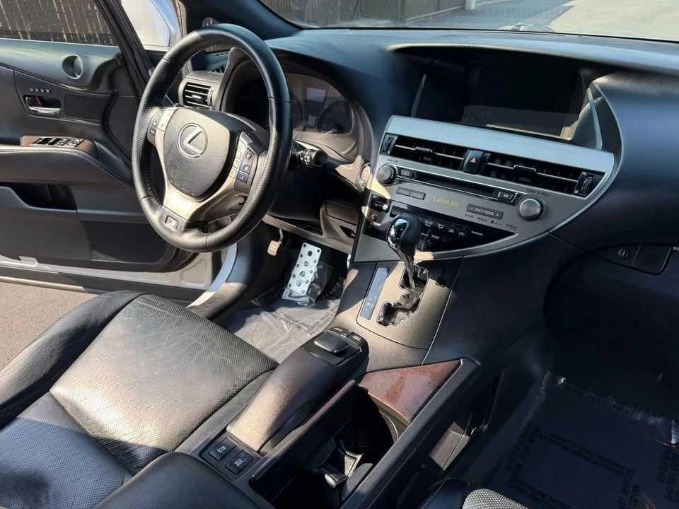 2013 Lexus RX 3rd Gen - Image 17 of 20
