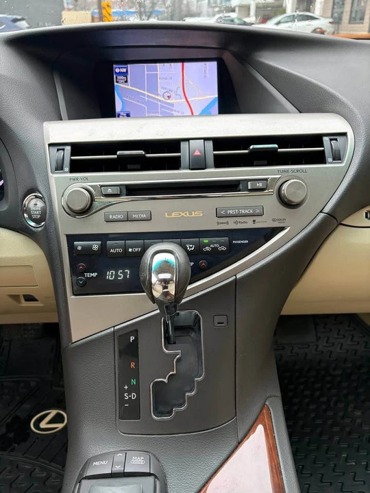 2013 Lexus RX 3rd Gen - Image 12 of 20