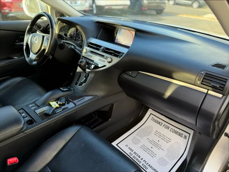 2013 Lexus RX 3rd Gen - Image 15 of 20