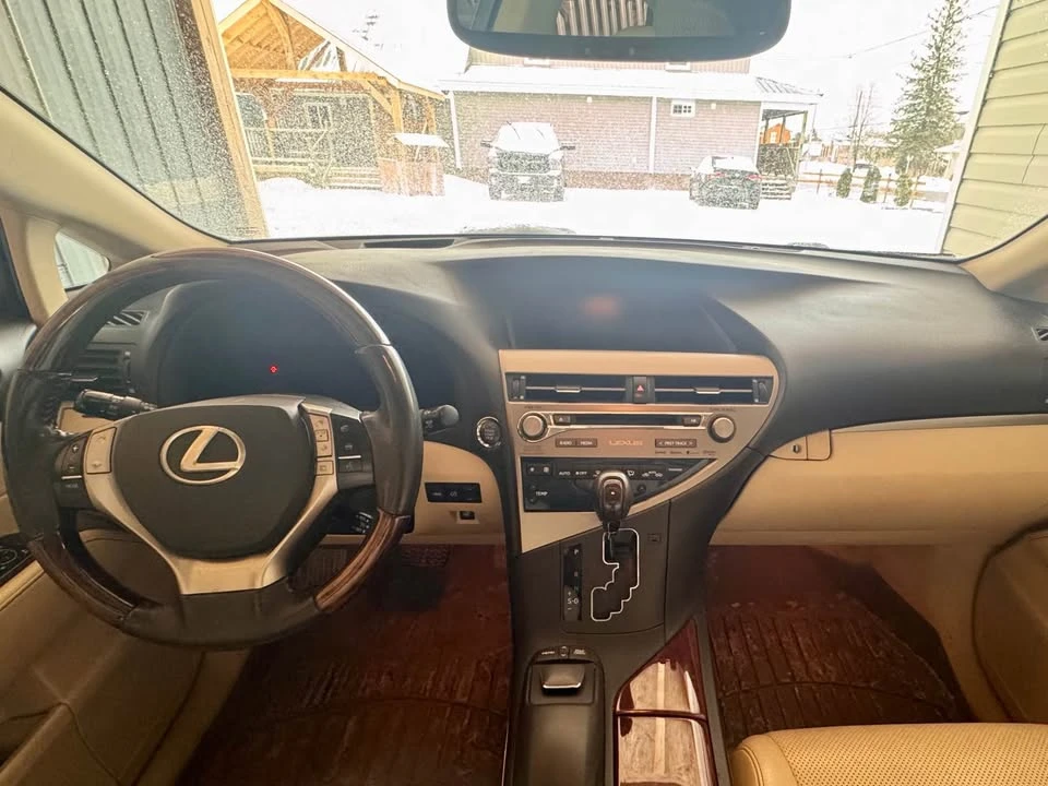 2013 Lexus RX 3rd Gen - Image 7 of 12