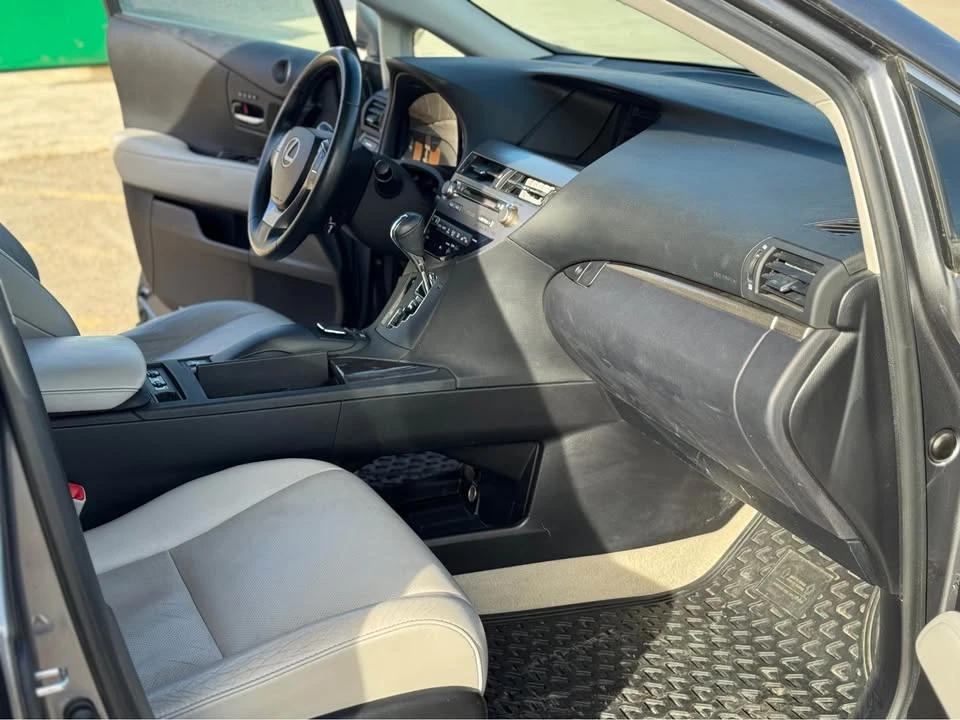 2013 Lexus RX 3rd Gen - Image 8 of 13