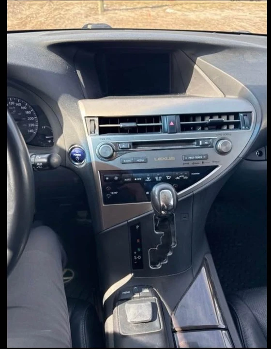 2013 Lexus RX 3rd Gen - Image 12 of 19