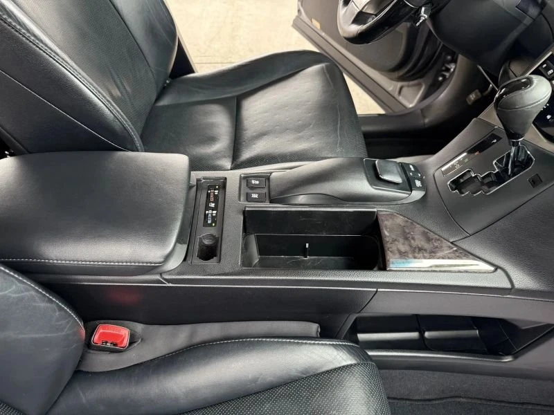 2013 Lexus RX 3rd Gen - Image 10 of 20