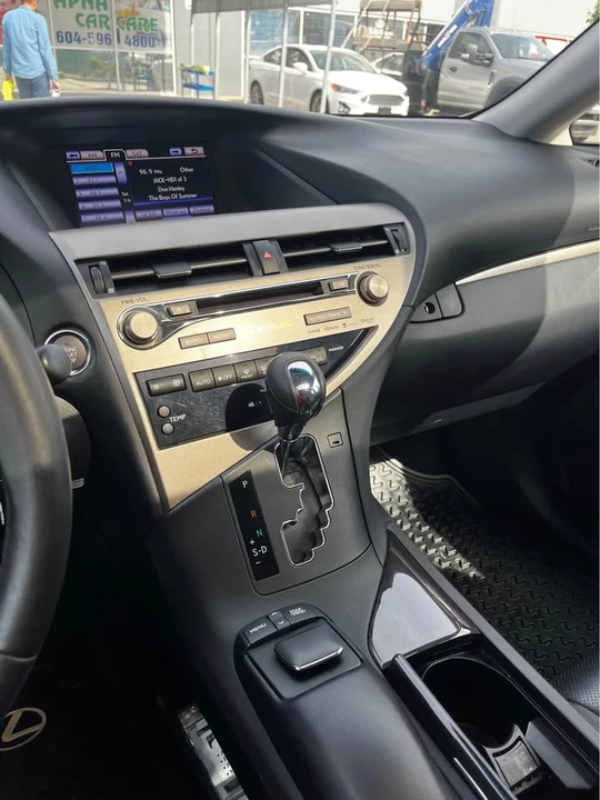 2013 Lexus RX 3rd Gen - Image 10 of 13
