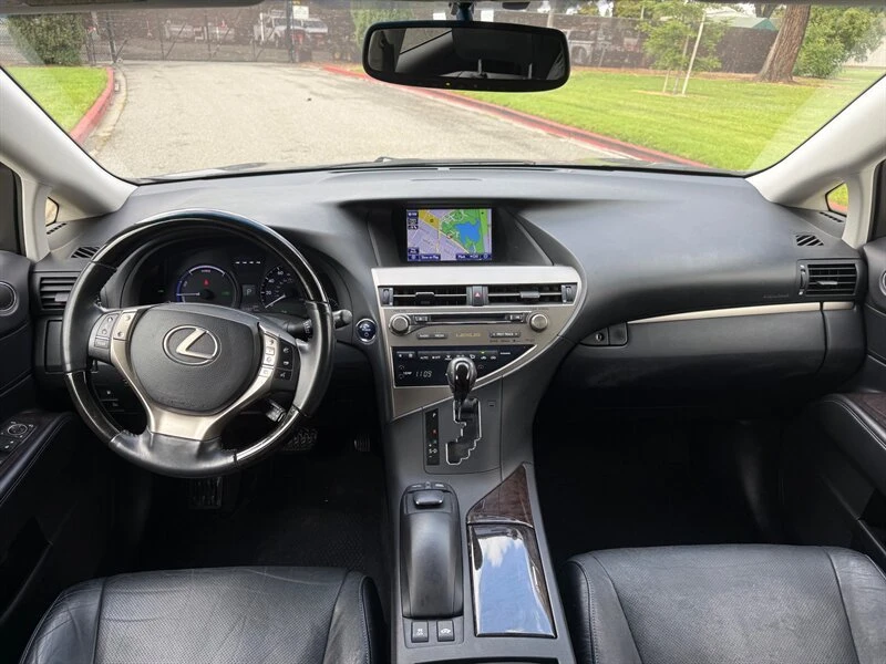 2013 Lexus RX 3rd Gen - Image 16 of 20