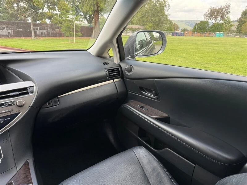 2013 Lexus RX 3rd Gen - Image 17 of 20