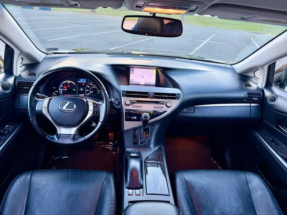 2013 Lexus RX 3rd Gen - Image 9 of 19