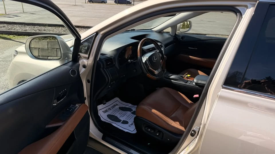 2013 Lexus RX 3rd Gen - Image 13 of 20