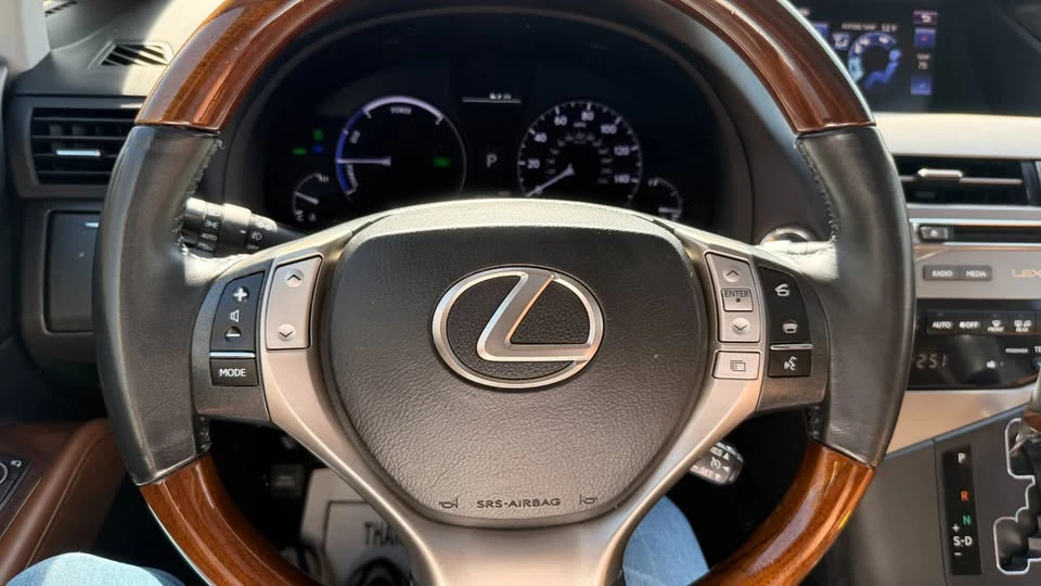 2013 Lexus RX 3rd Gen - Image 14 of 20