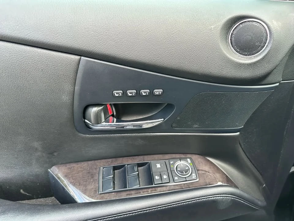 2013 Lexus RX 3rd Gen - Image 15 of 19