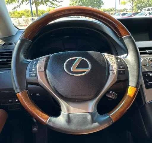 2013 Lexus RX 3rd Gen - Image 9 of 10