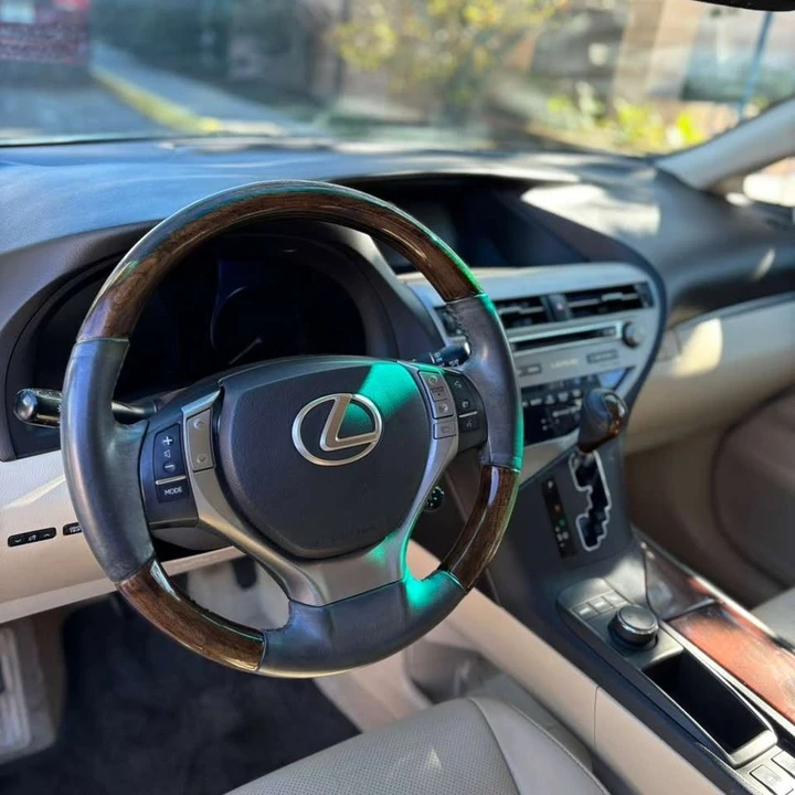 2013 Lexus RX 3rd Gen - Image 12 of 20