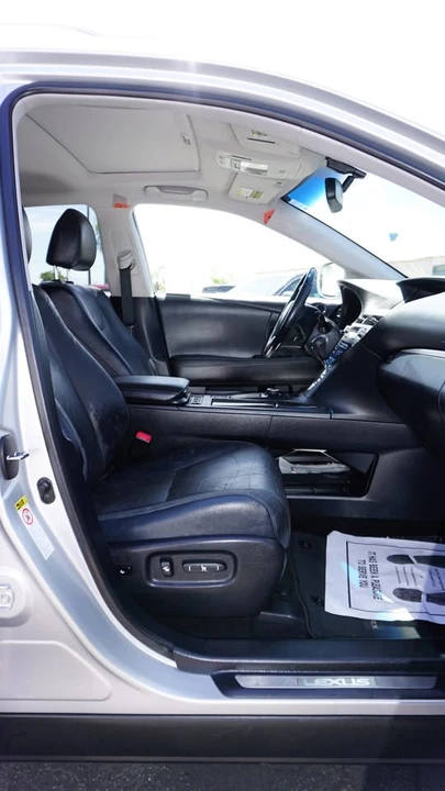 2013 Lexus RX 3rd Gen - Image 11 of 15