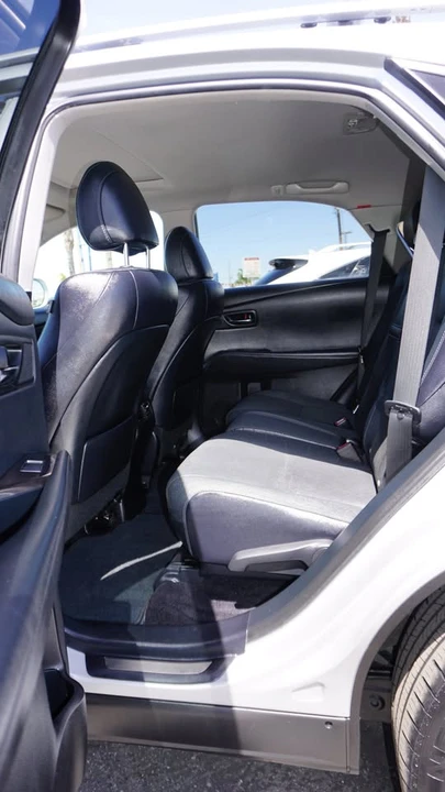 2013 Lexus RX 3rd Gen - Image 4 of 15