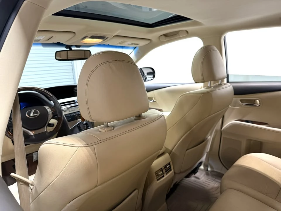2013 Lexus RX 3rd Gen - Image 15 of 19
